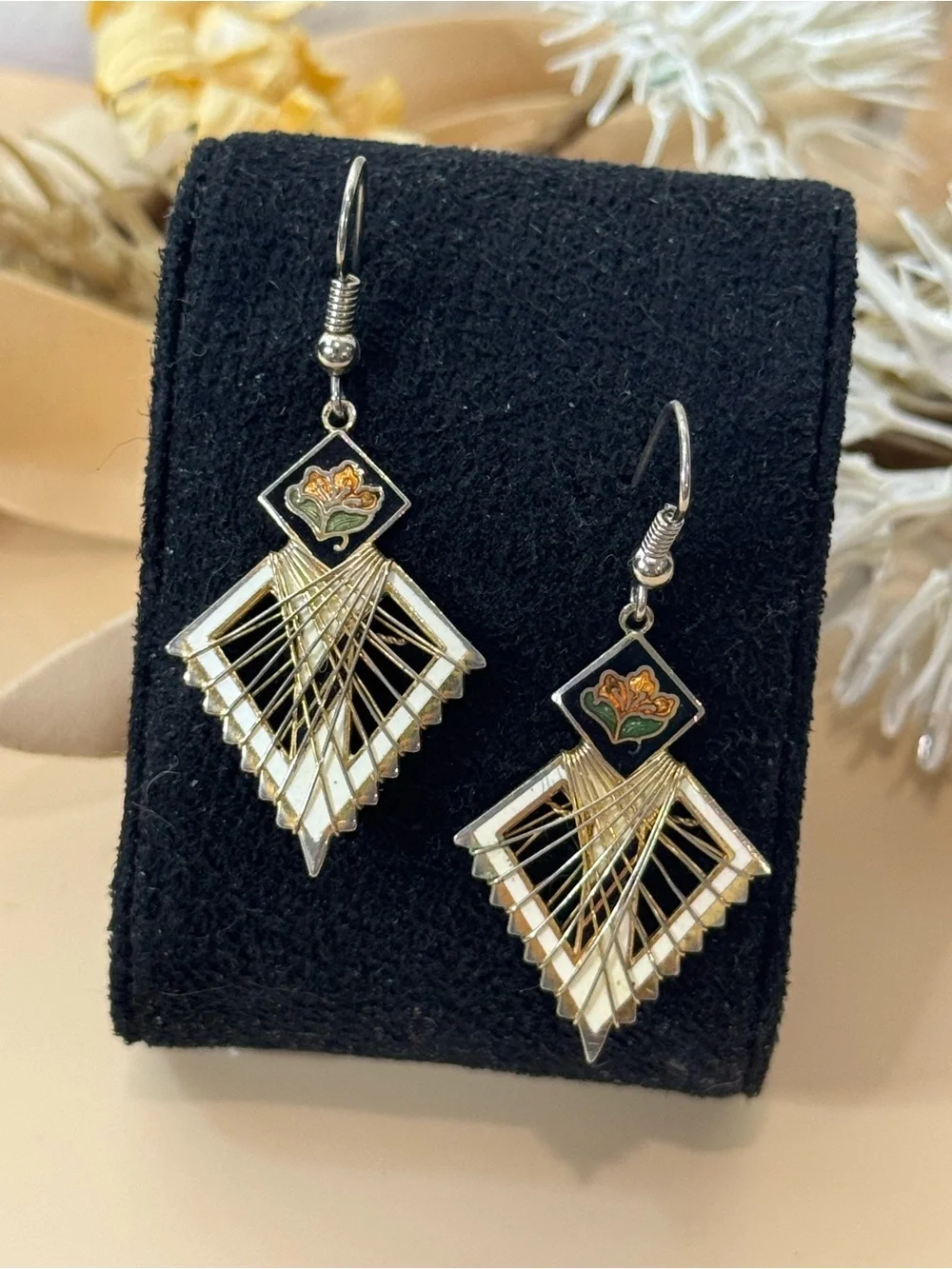 Vintage Cloisonné Style Floral Fan Dangle Earrings Gold Tone Enamel Pierced